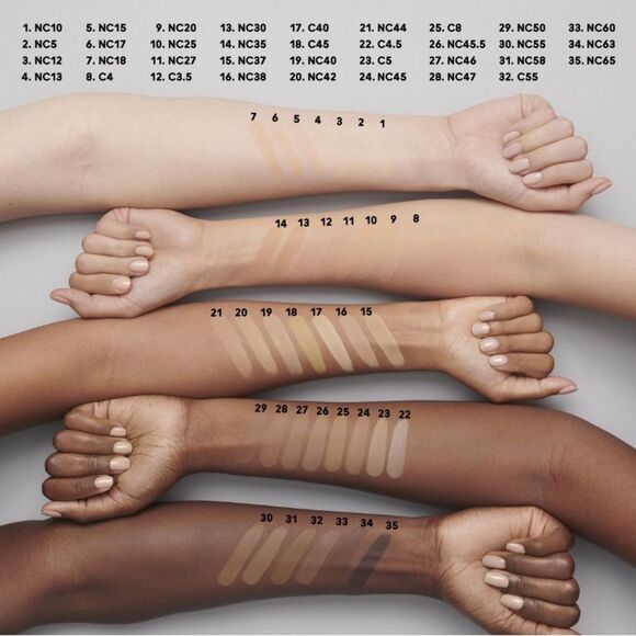 MAC Studio Fix Fluid SPF15 24HR Matte Foundation + Oil Control - Picture 4 of 11